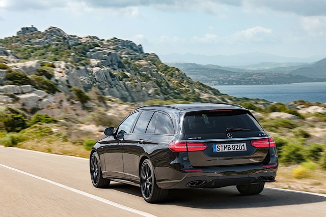 Mercedes-Amg E-Class Foto 19