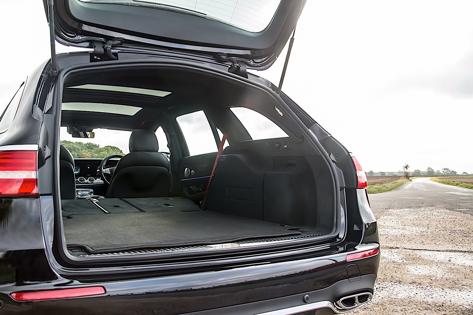 Mercedes-Amg E-Class photo 48