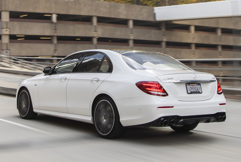 Mercedes-Amg E-Class photo 20