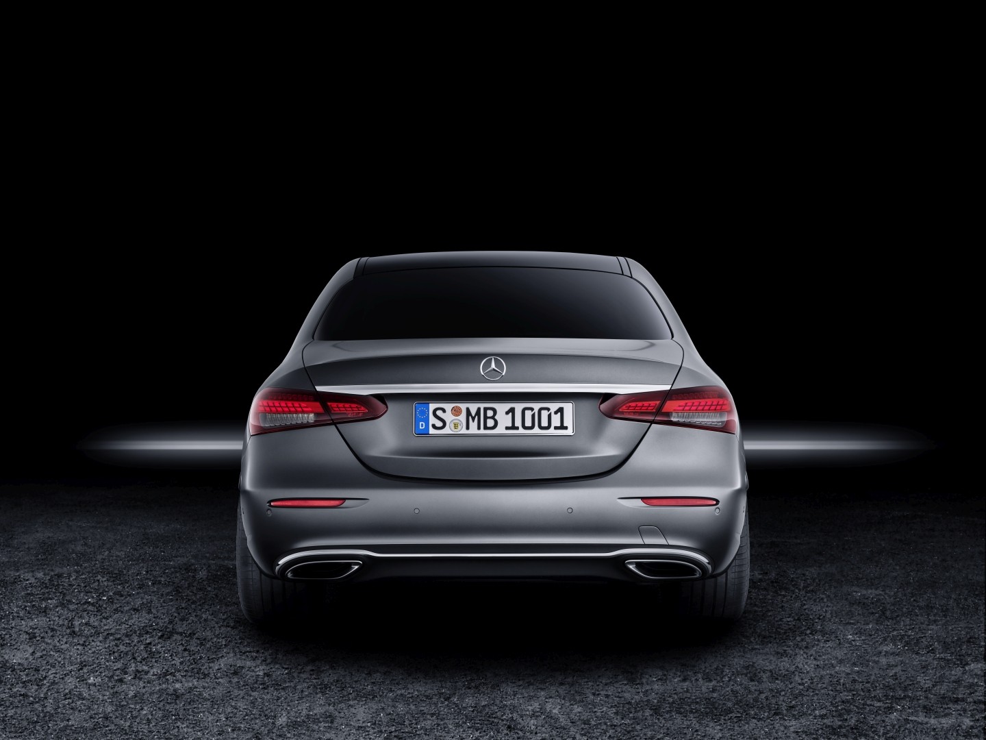 Mercedes-Amg E-Class photo 12