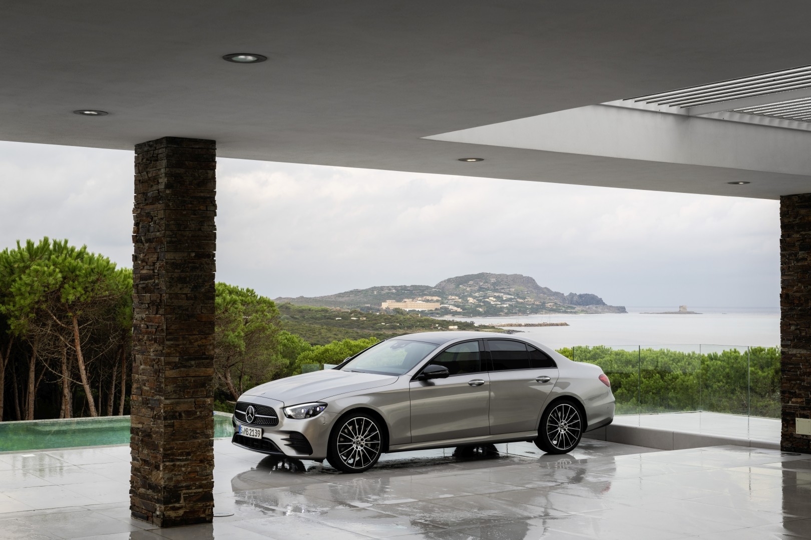 Mercedes-Amg E-Class photo 30