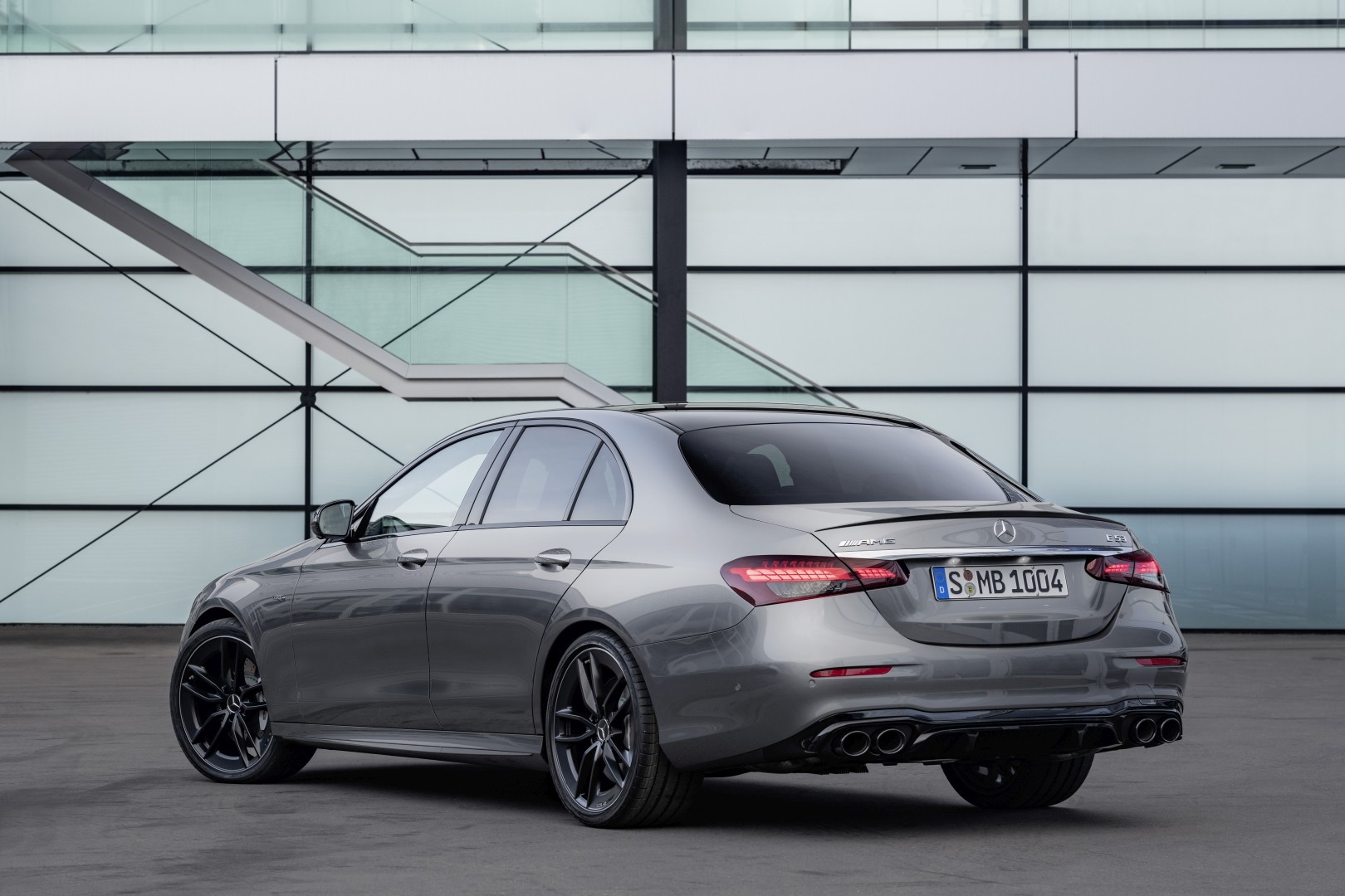 Mercedes-Amg E-Class photo 45