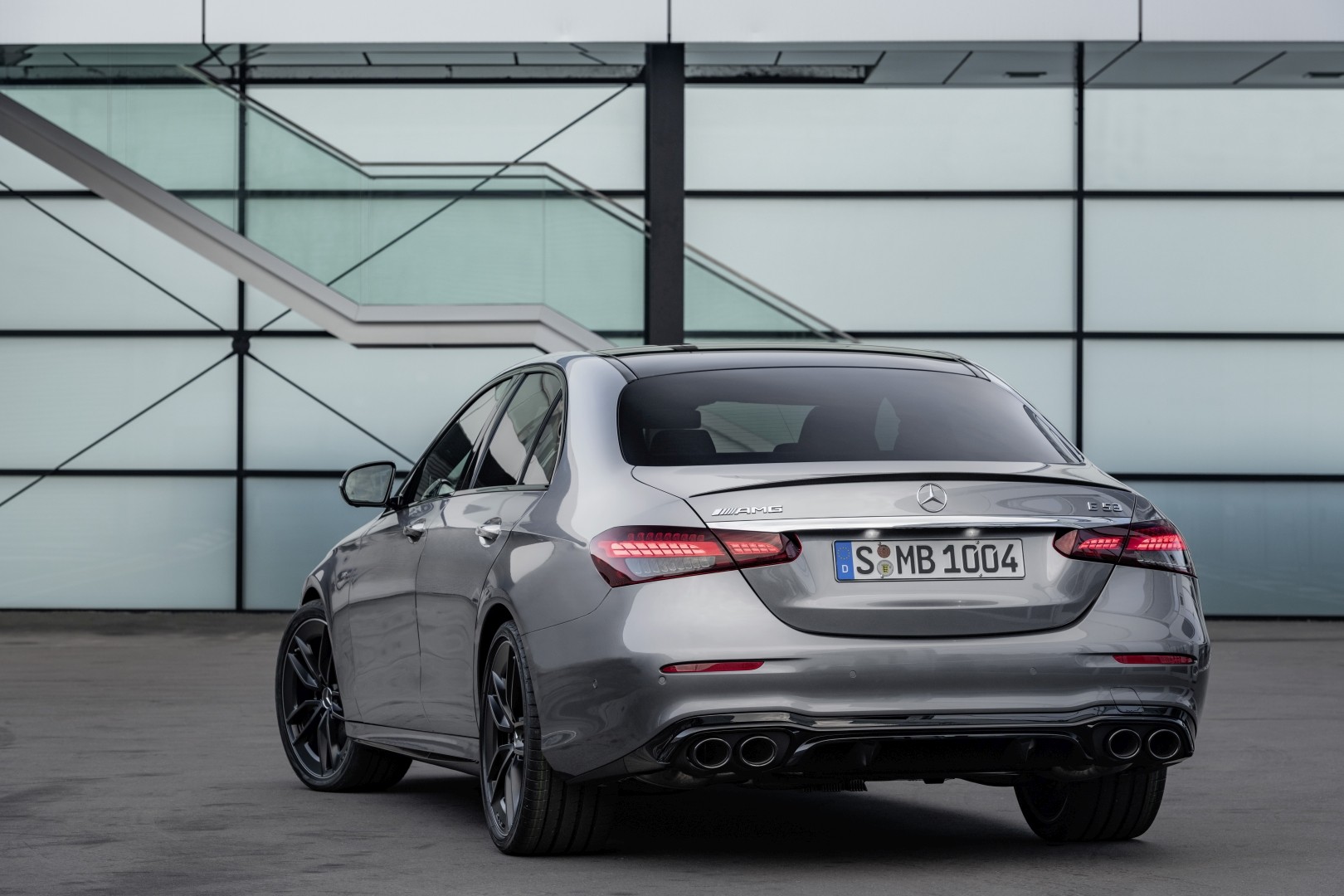 Mercedes-Amg E-Class photo 46