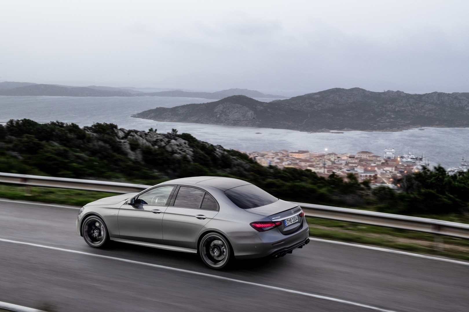 Mercedes-Amg E-Class photo 48