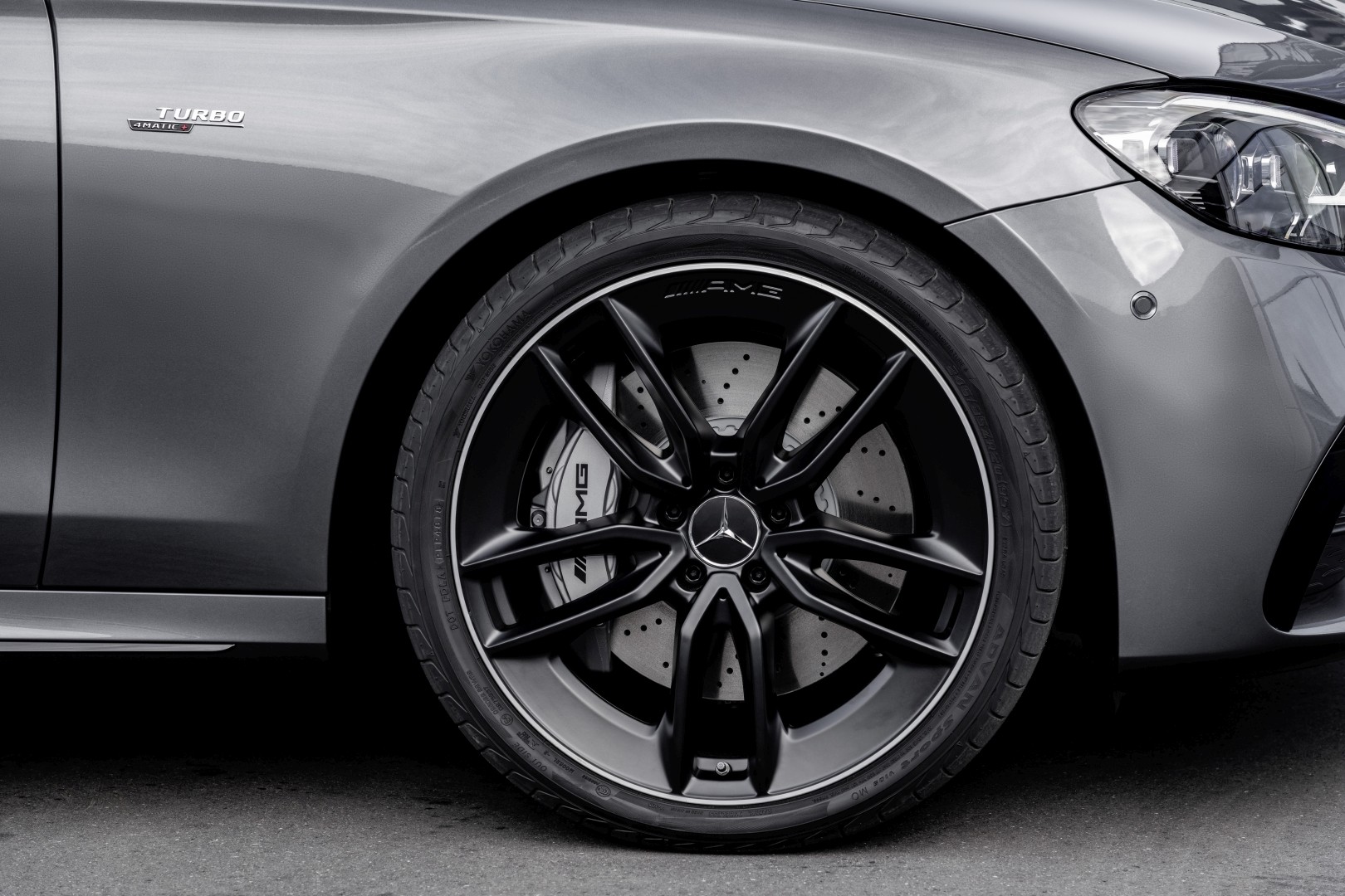 Mercedes-Amg E-Class photo 55