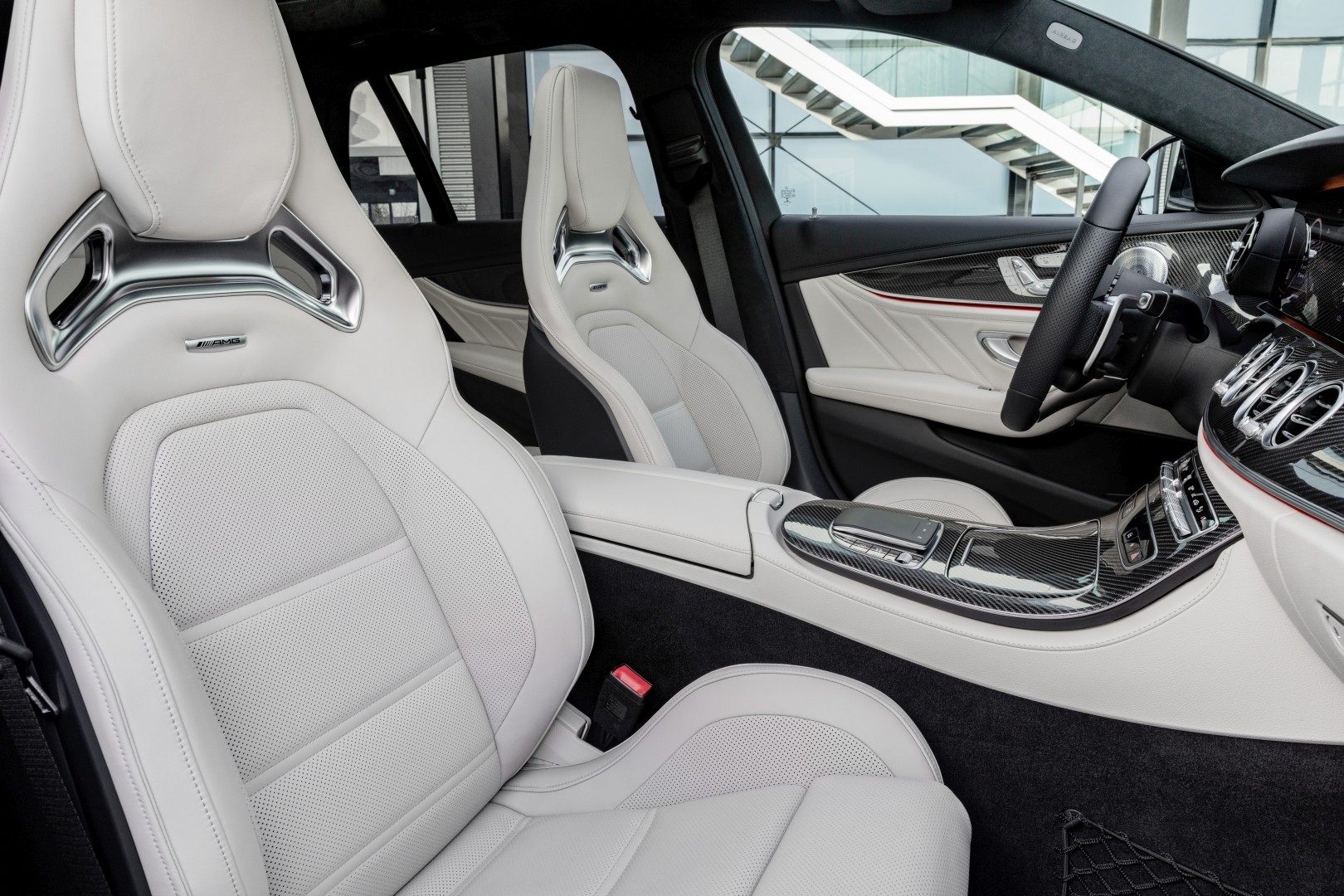 Mercedes-Amg E-Class photo 14