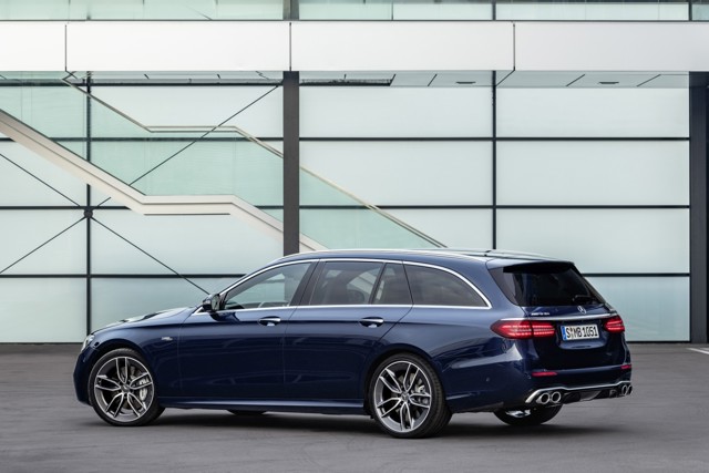 Mercedes-Amg E-Class photo 9