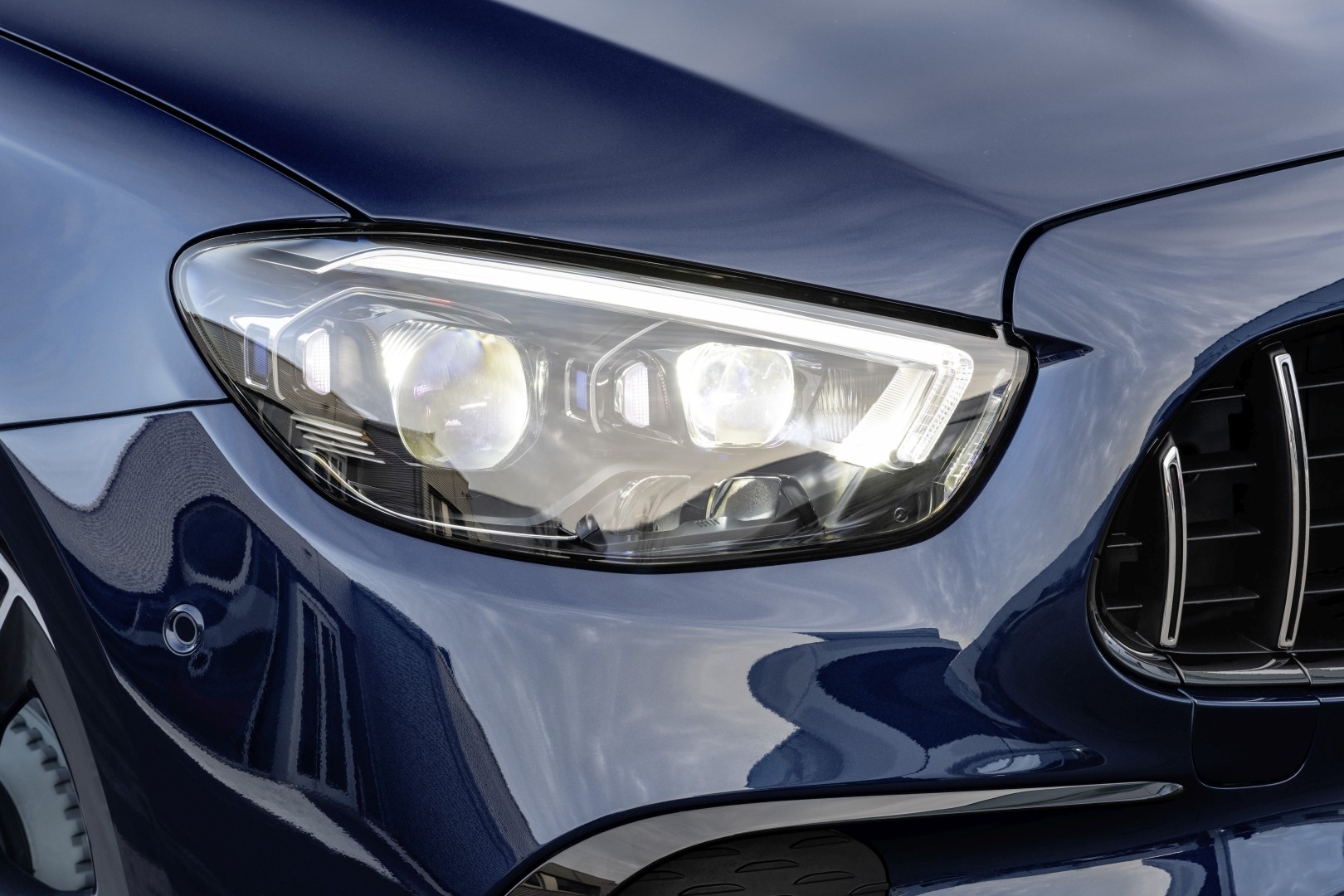 Mercedes-Amg E-Class photo 13