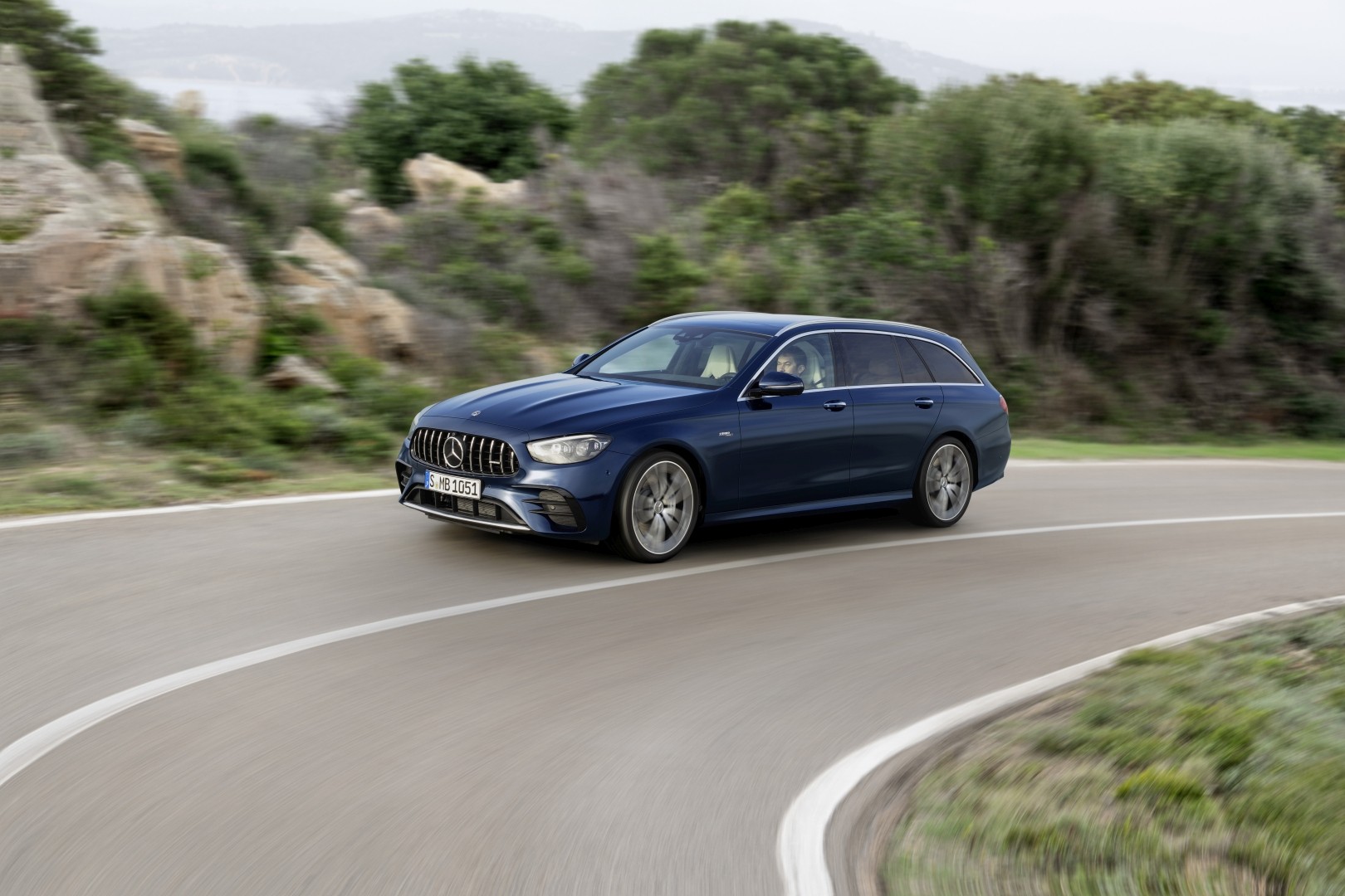 Mercedes-Amg E-Class photo 2