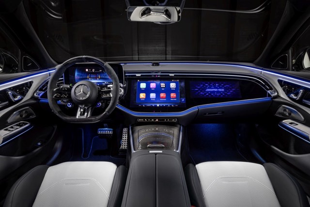 Mercedes-Amg E-Class photo 27
