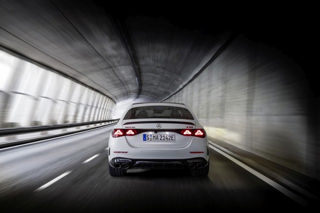 Mercedes-Amg E-Class photo 10