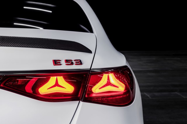 Mercedes-Amg E-Class photo 25