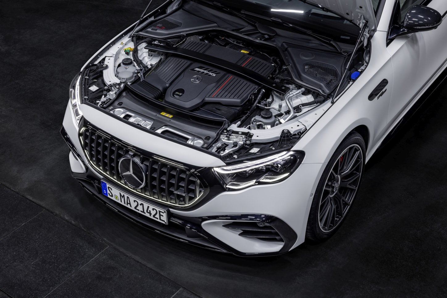 Mercedes-Amg E-Class photo 32