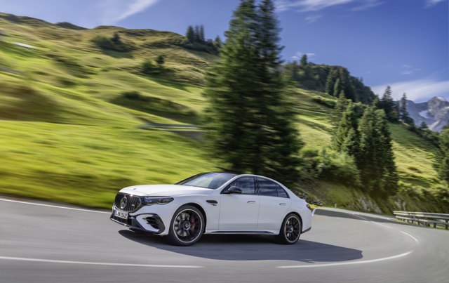 Mercedes-Amg E-Class photo 2