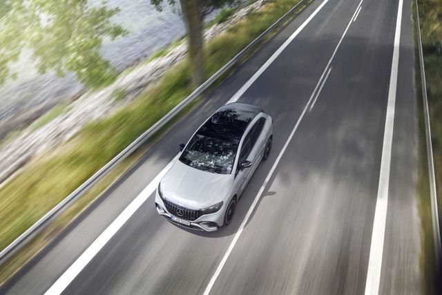 Mercedes-Amg Eqe Suv photo 7