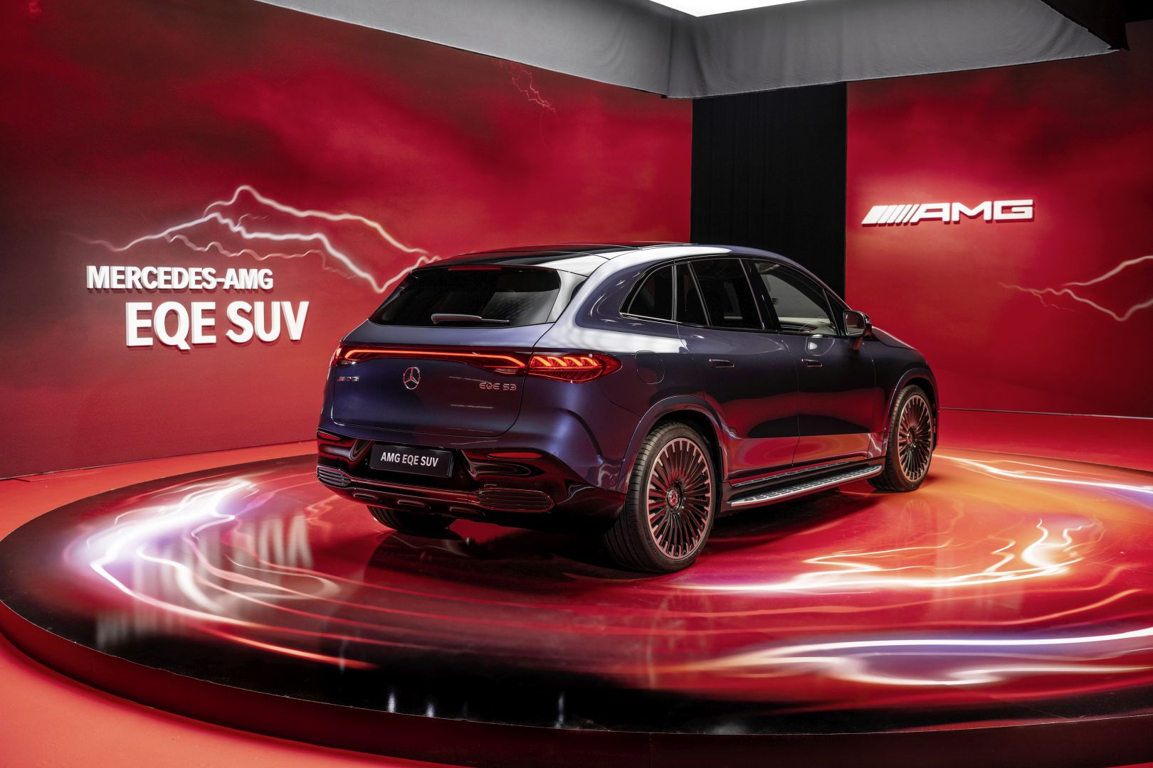 Mercedes-Amg Eqe Suv photo 36