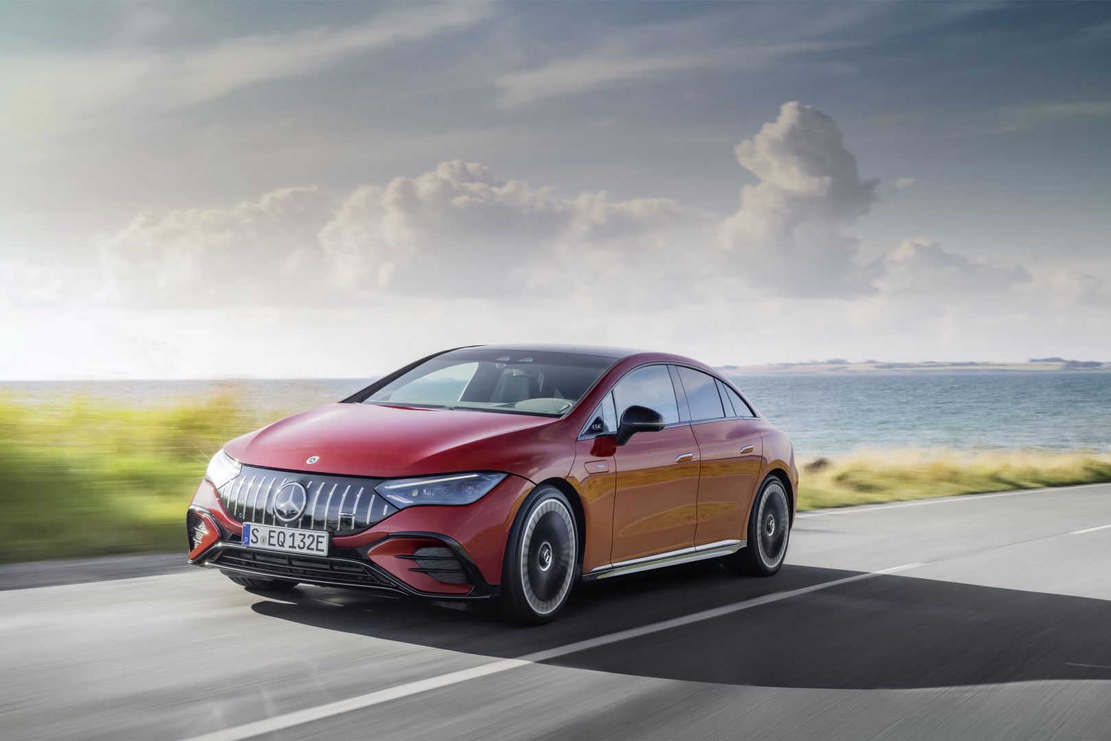 Mercedes-Amg Eqe photo 6