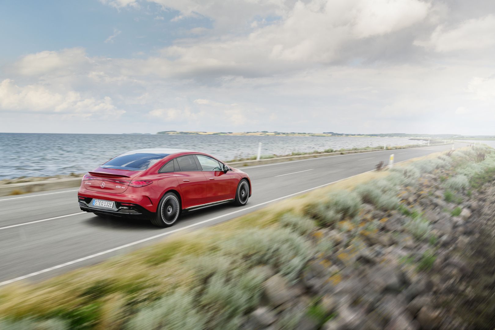 Mercedes-Amg Eqe photo 11