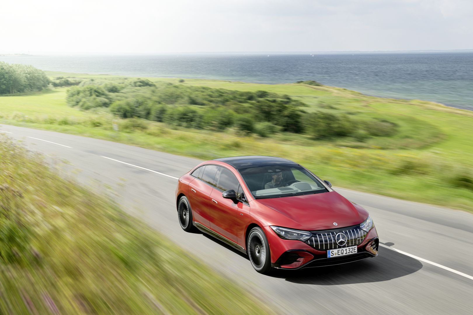 Mercedes-Amg Eqe photo 14