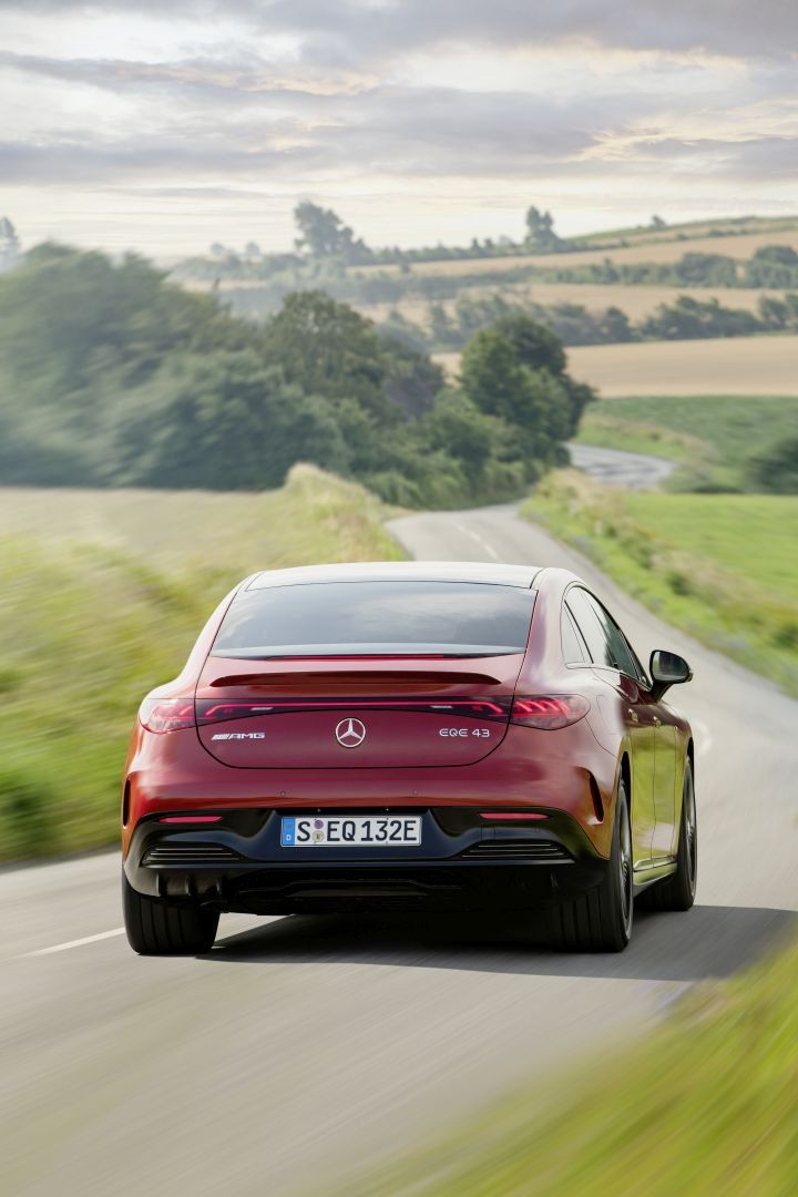 Mercedes-Amg Eqe photo 18