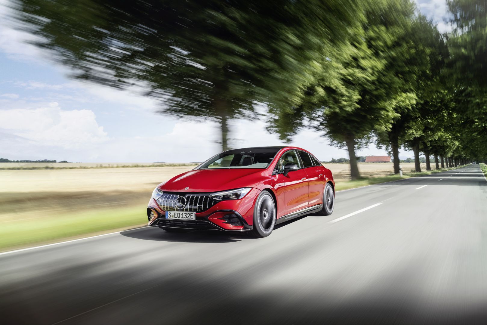 Mercedes-Amg Eqe photo 20