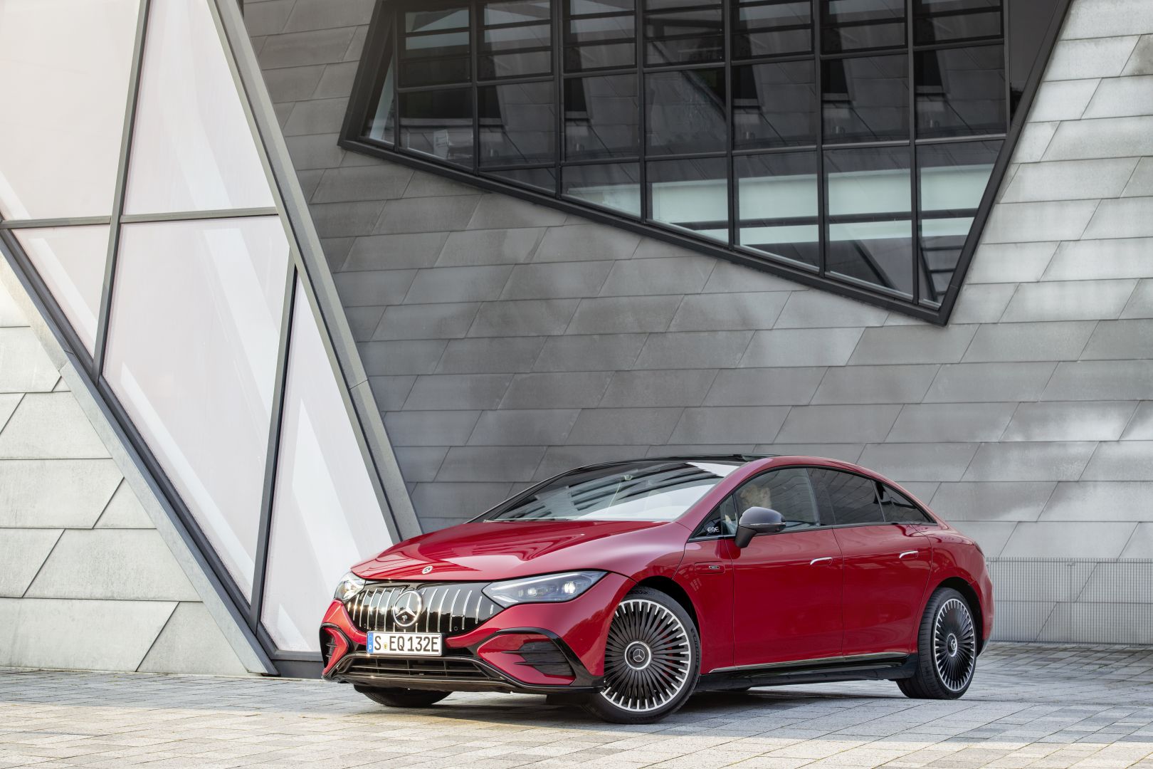 Mercedes-Amg Eqe photo 23