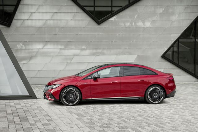 Mercedes-Amg Eqe photo 24