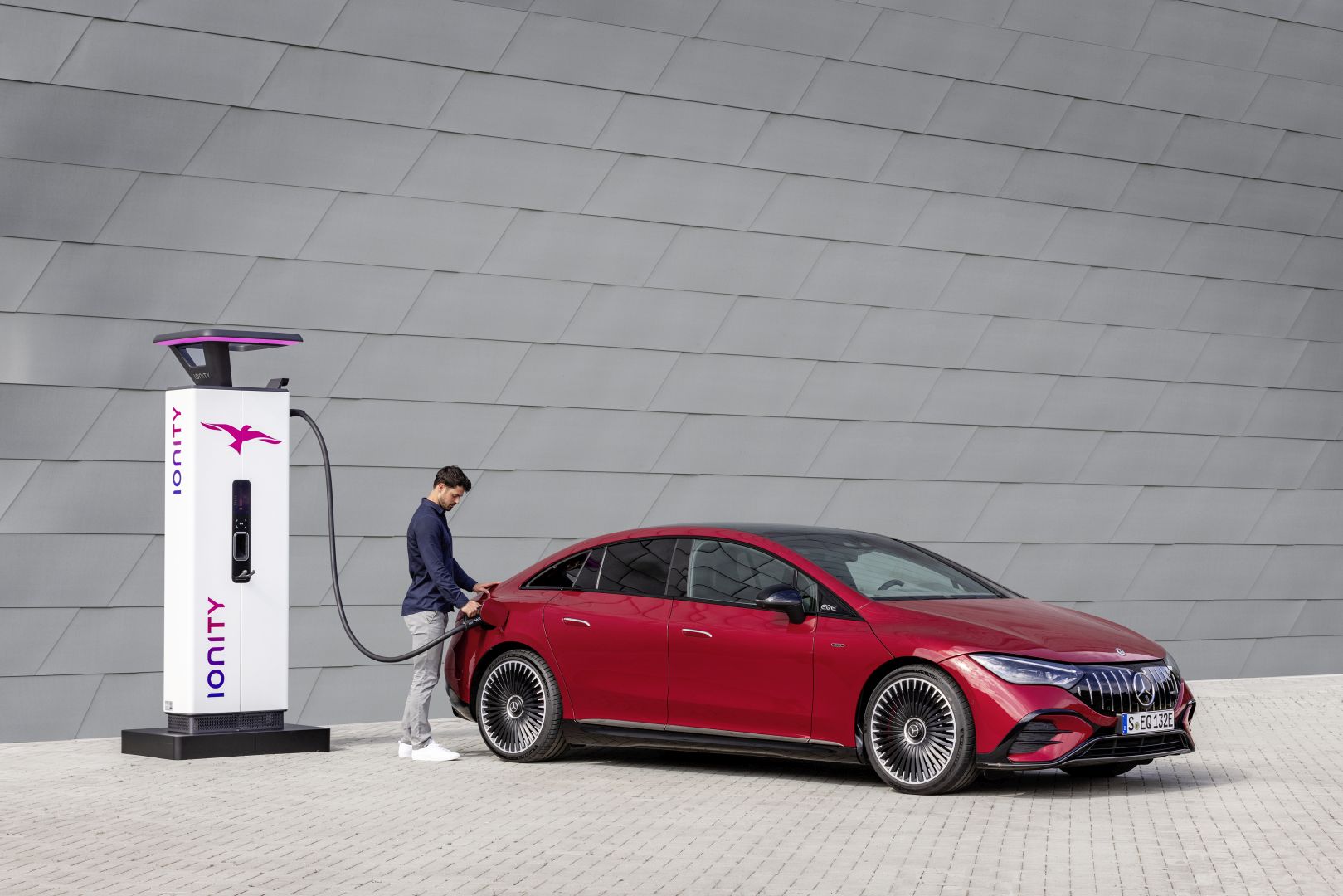 Mercedes-Amg Eqe photo 31