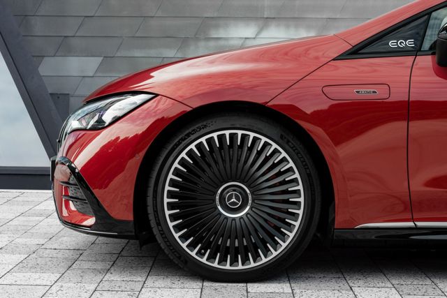 Mercedes-Amg Eqe photo 32