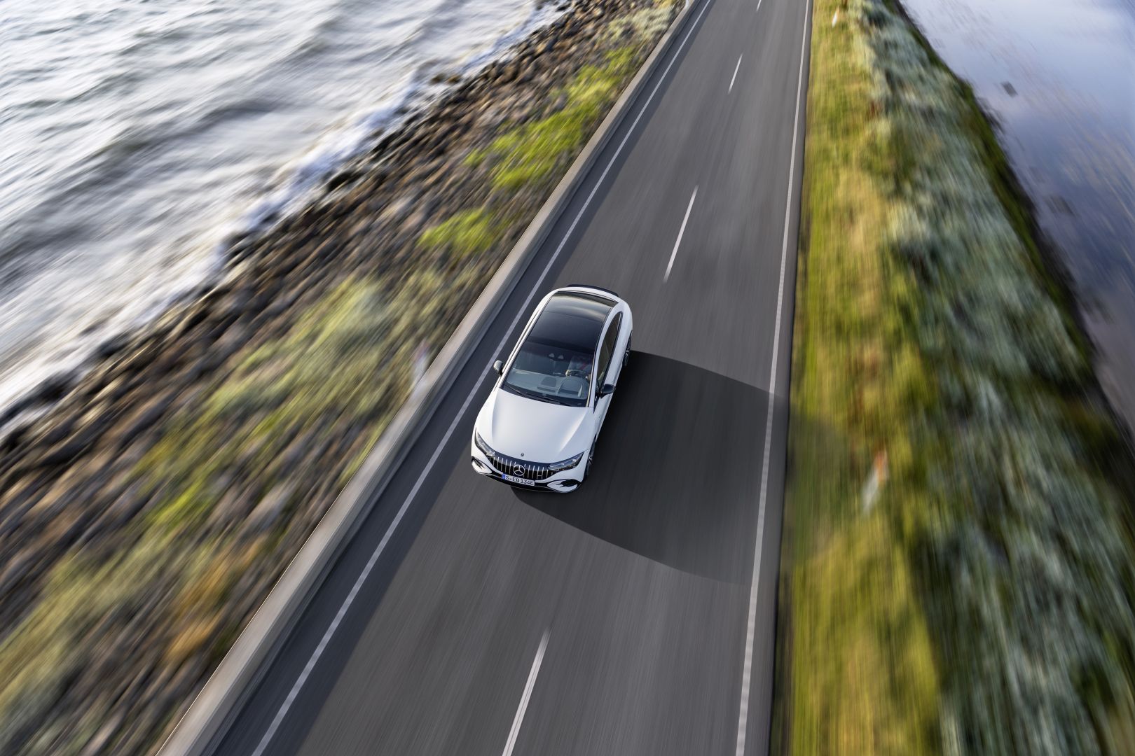 Mercedes-Amg Eqe photo 39