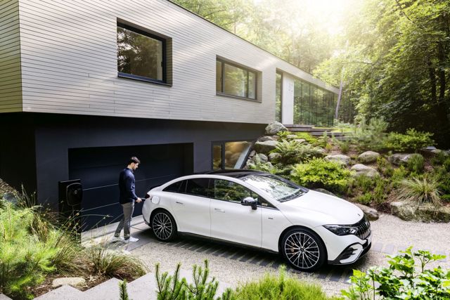 Mercedes-Amg Eqe photo 53