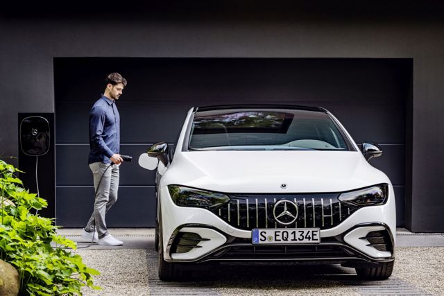 Mercedes-Amg Eqe photo 55