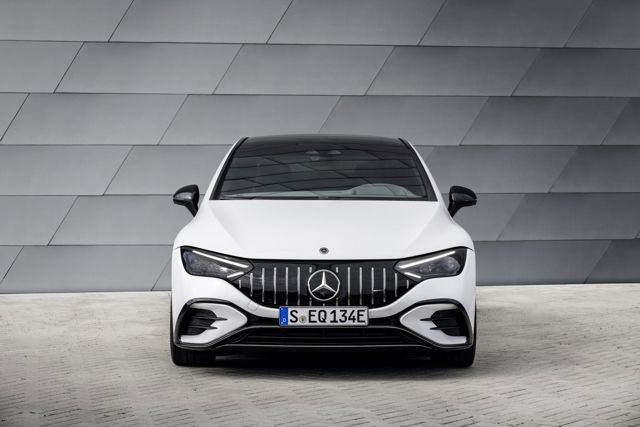 Mercedes-Amg Eqe photo 58