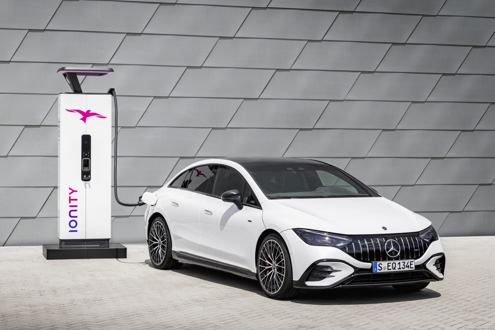 Mercedes-Amg Eqe photo 62