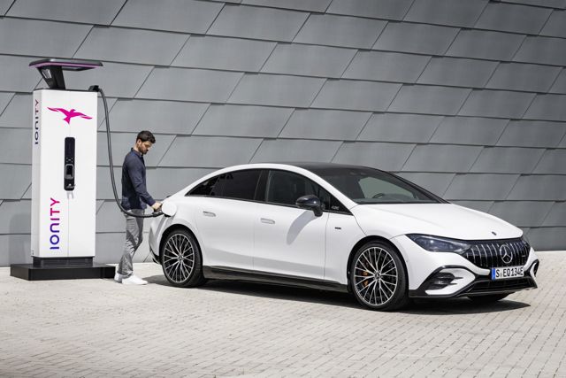 Mercedes-Amg Eqe photo 63