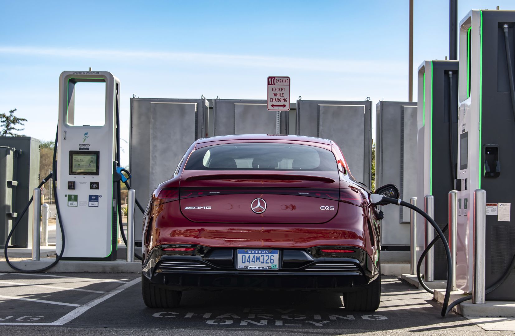 Mercedes-Amg Eqs photo 110