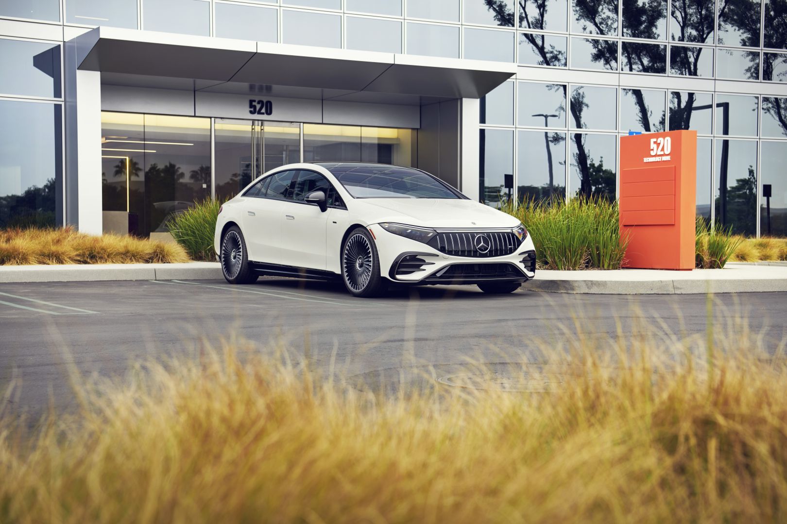 Mercedes-Amg Eqs photo 55