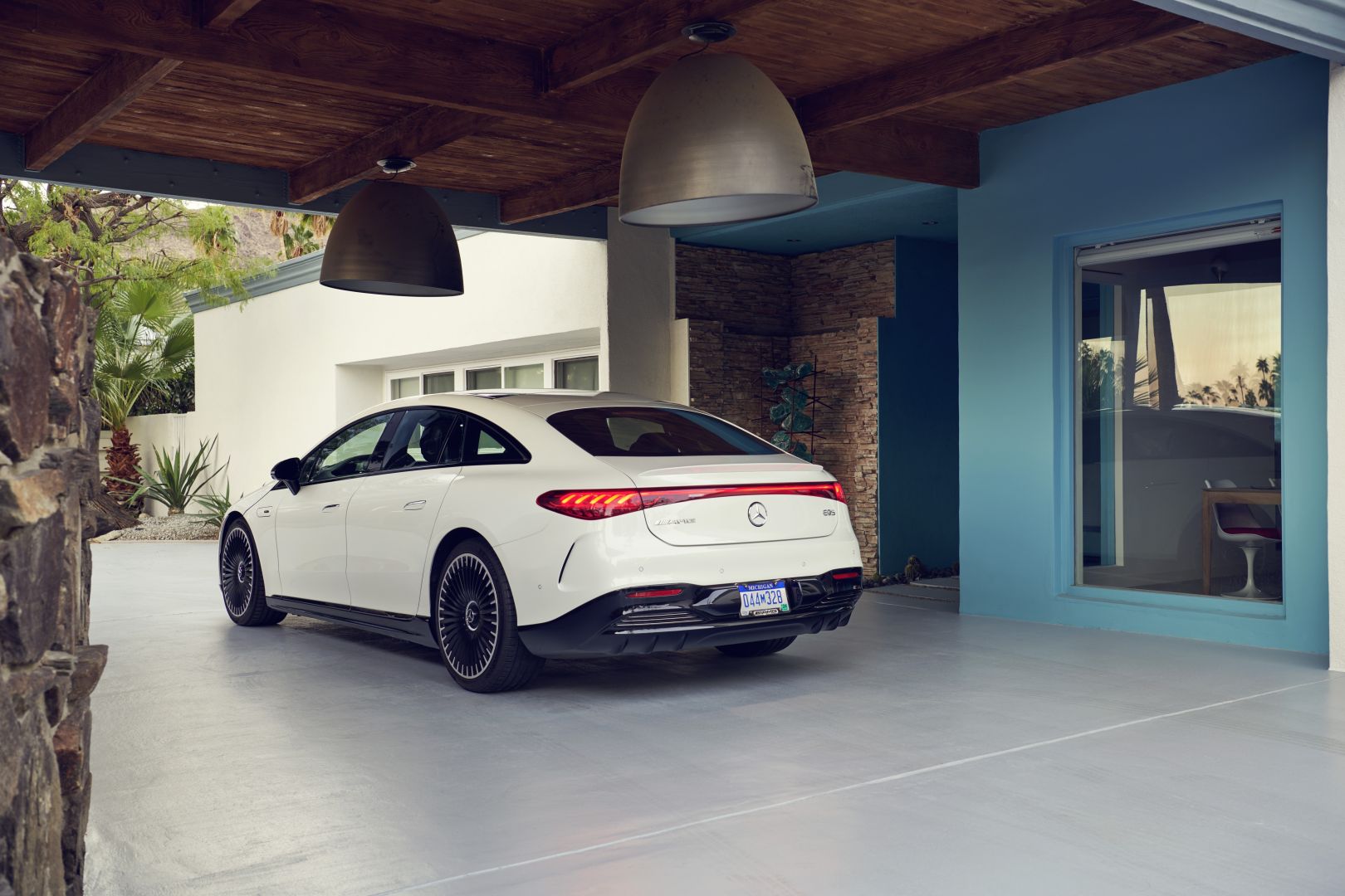 Mercedes-Amg Eqs photo 57