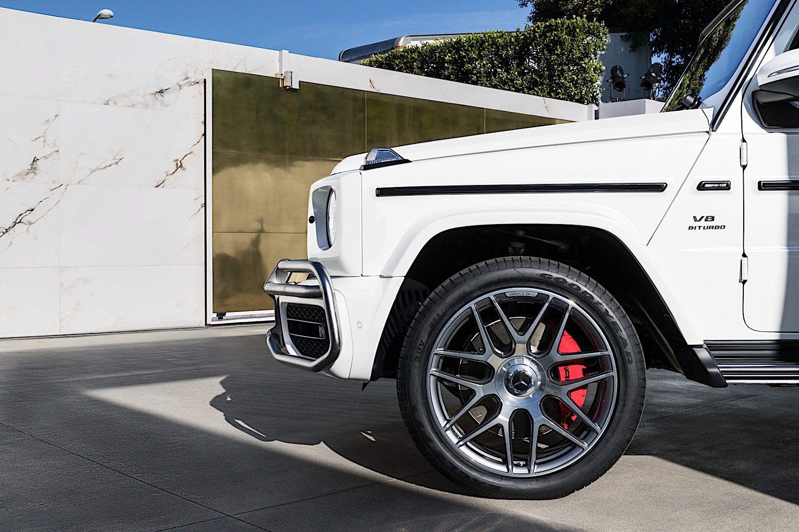 Mercedes-Amg G 63 photo 11