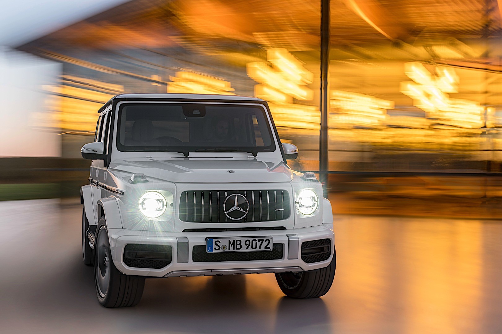 Mercedes-Amg G 63 photo 27