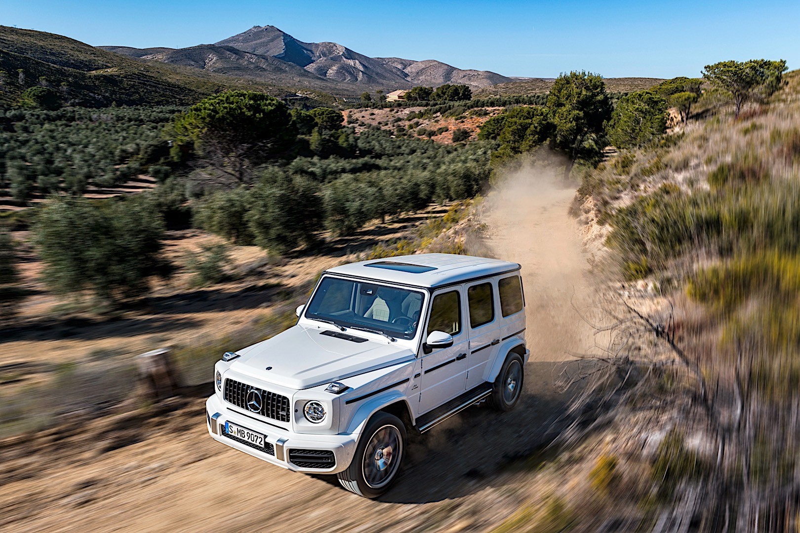 Mercedes-Amg G 63 photo 28