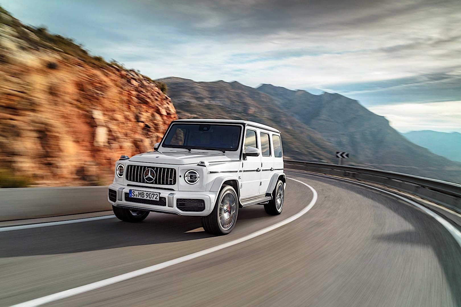 Mercedes-Amg G 63 photo 29