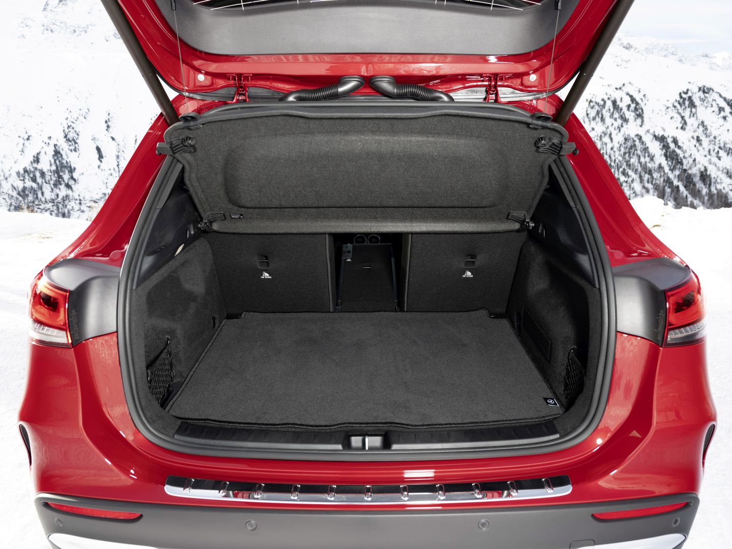 Mercedes-Amg Gla photo 30