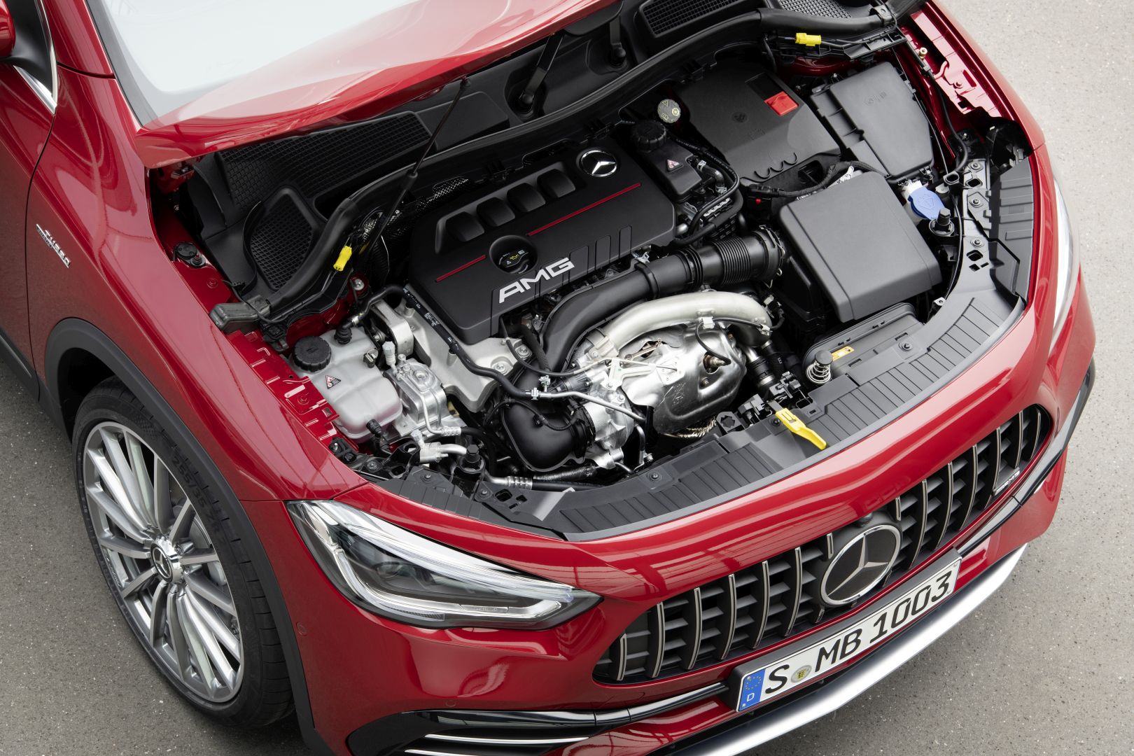 Mercedes-Amg Gla photo 34