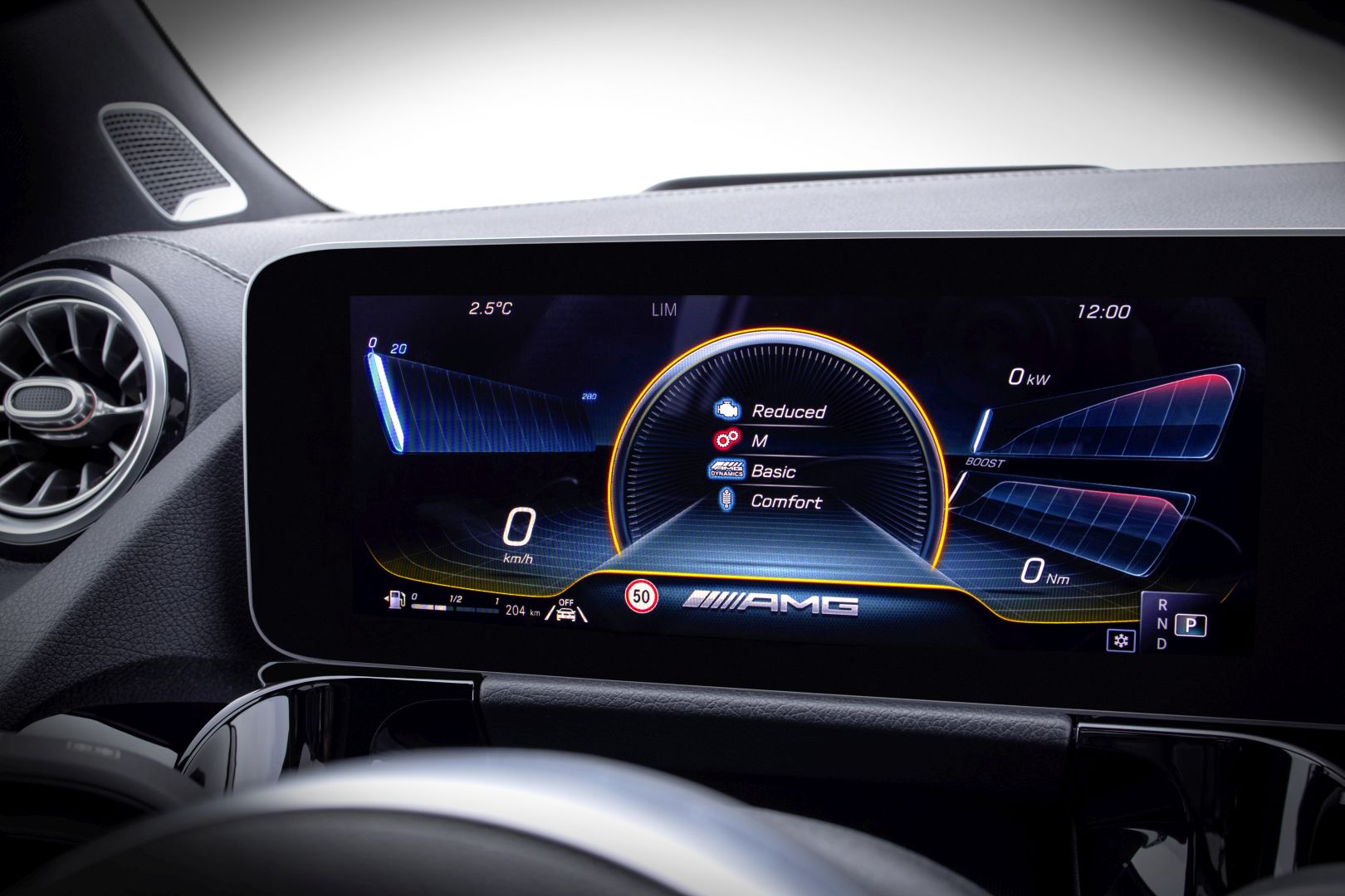 Mercedes-Amg Gla photo 26