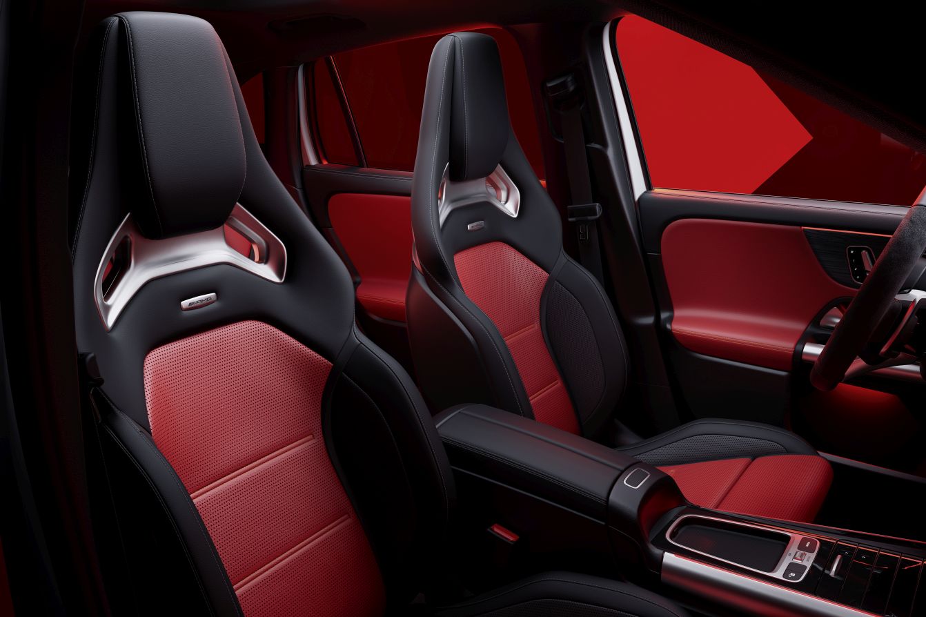 Mercedes-Amg Gla photo 9