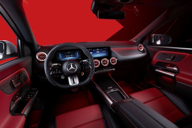 Mercedes-Amg Gla photo 10