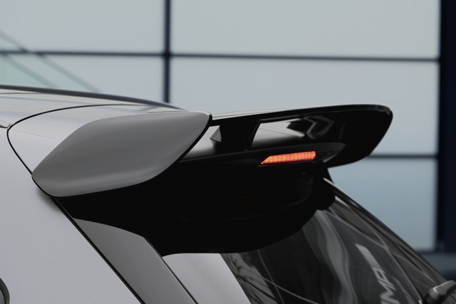 Mercedes-Amg Gla photo 15
