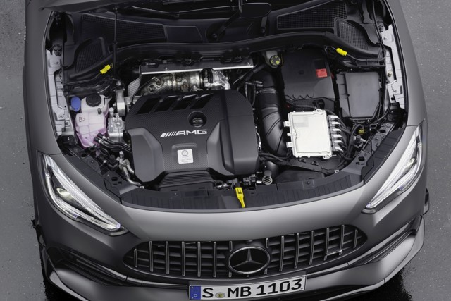 Mercedes-Amg Gla photo 23