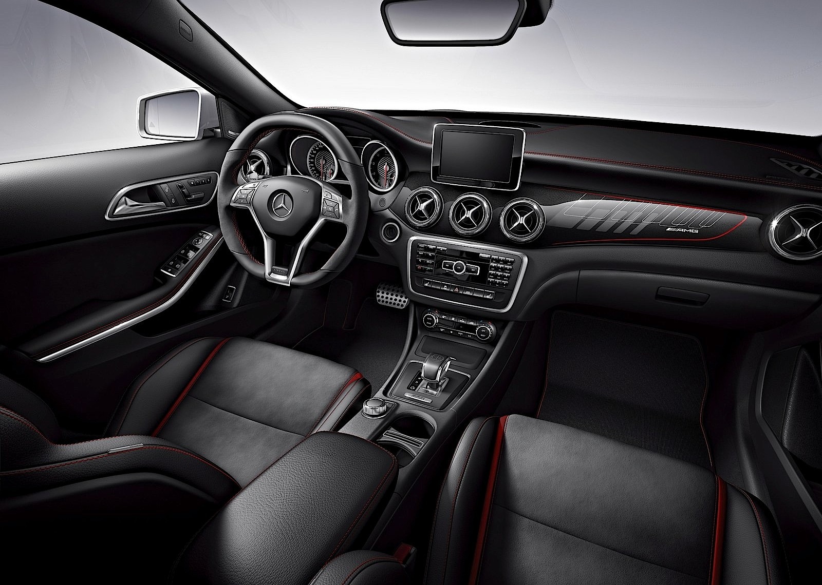 Mercedes-Amg Gla photo 58